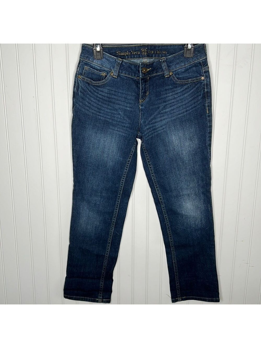 Vera Wang Straight Leg Stretch Jeans Size 4